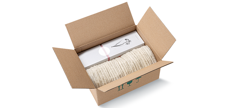 Ein Karton mit einer Box und Starch Wrap